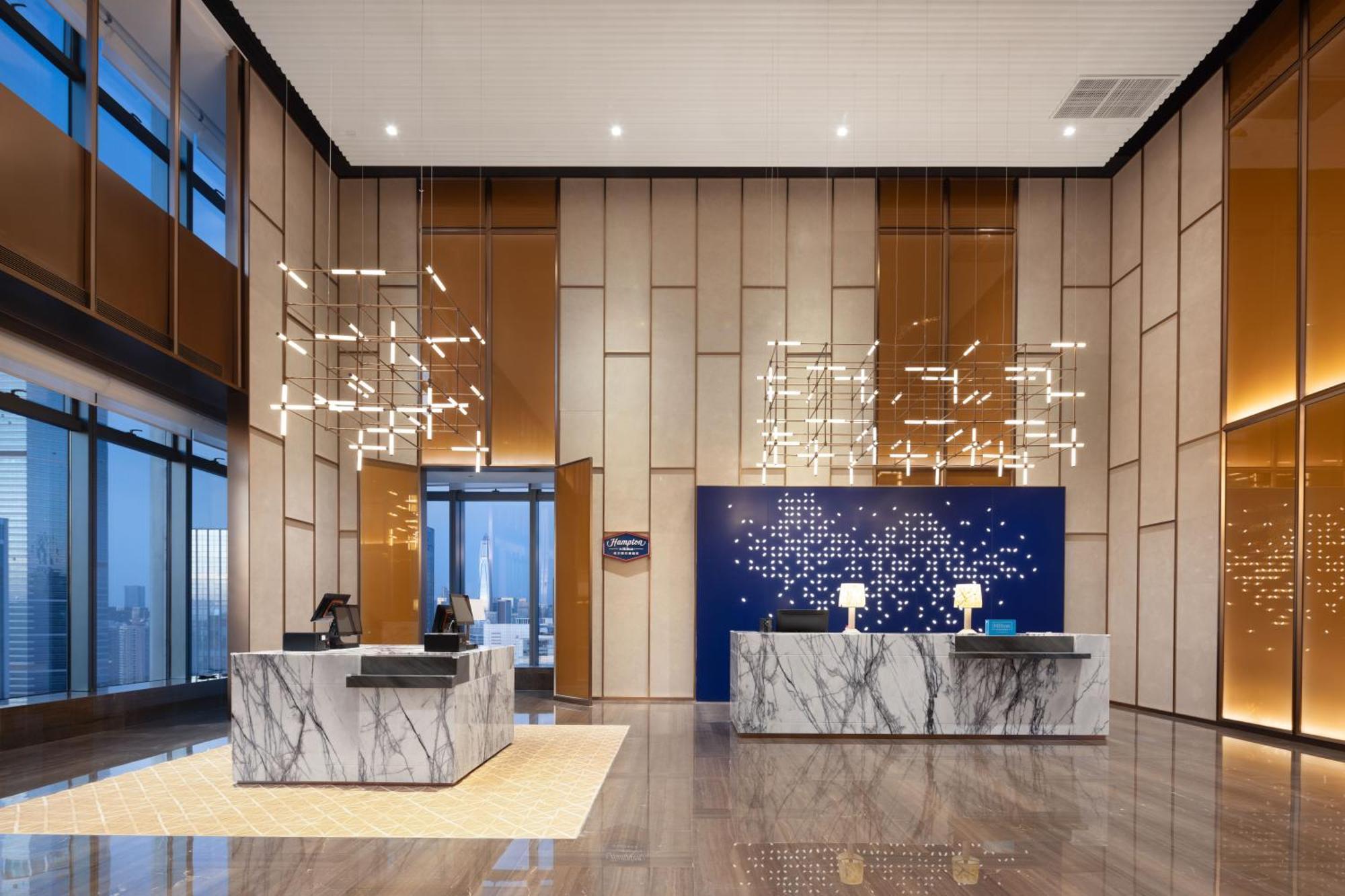 Hampton By Hilton Shenzhen Futian Huaqiangbei Hotel Bagian luar foto