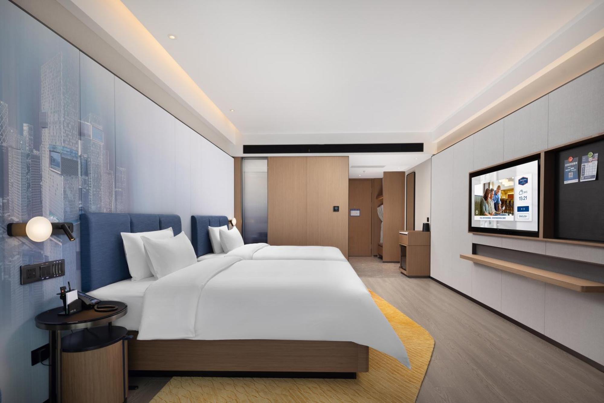 Hampton By Hilton Shenzhen Futian Huaqiangbei Hotel Bagian luar foto